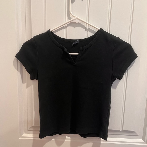 Brandy Melville Tops - brandy melville black richie top